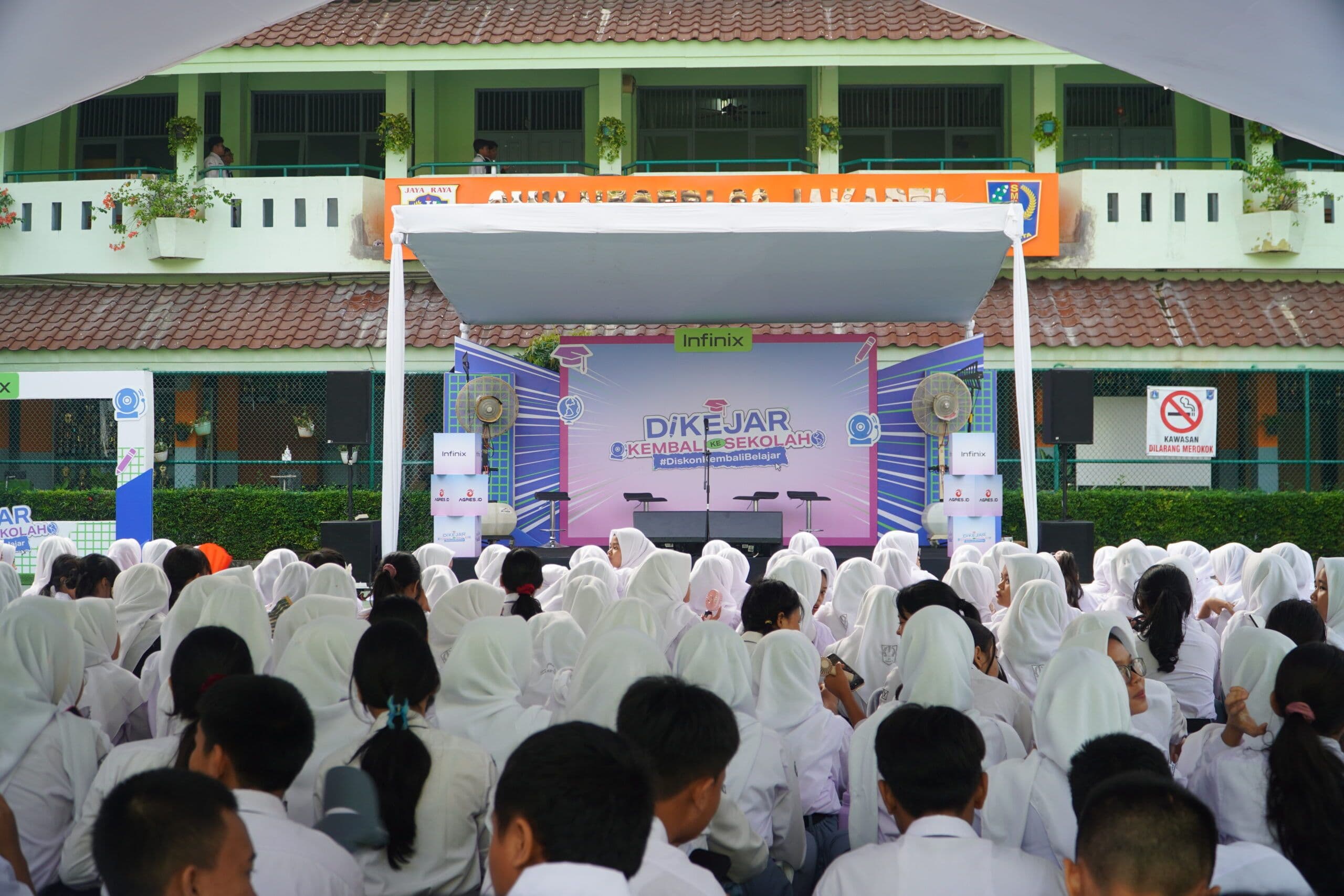 agres-id-infinix-gelar-event-dikejar-kembali-ke-sekolah