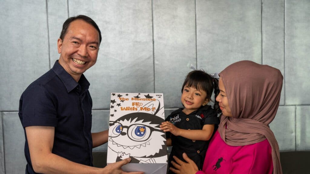 agres-id-bersama-axioo-dukung-almira-zehan-content-creator-muda-dan-berbakat-1