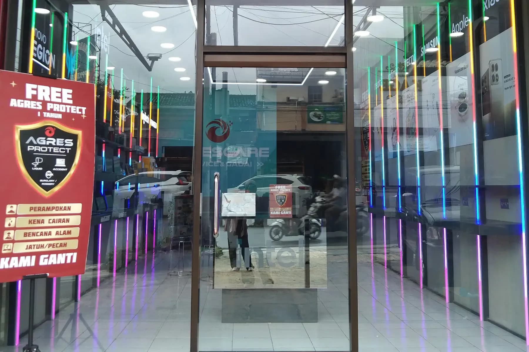 agres-id-fone-buka-store-terbaru-di-sukabumi-dengan-promo-menarik