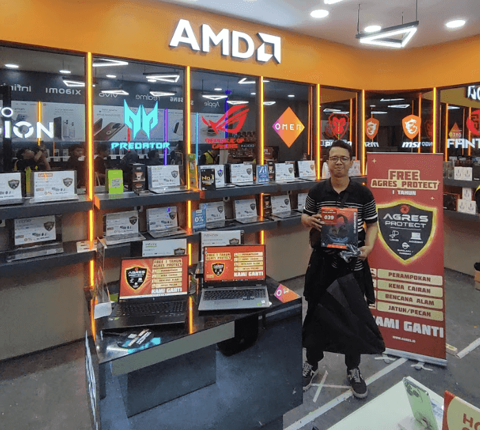 agres-id-fone-resmi-hadir-di-tangerang-promo-serba-10-ribu-gegerkan-pasar-lama-warga-antusias-dapat-aksesoris-gadget-murah-1