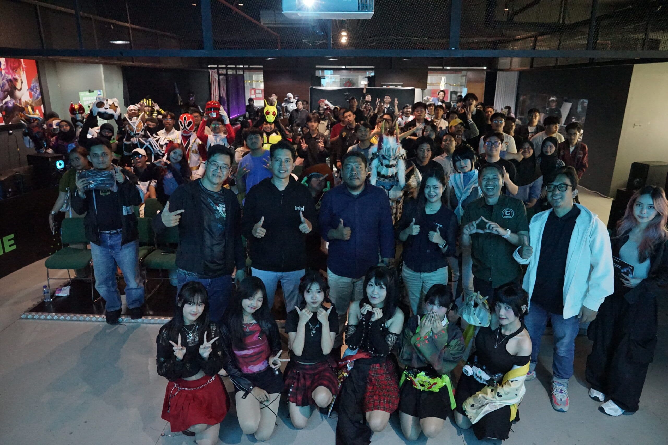 agres-id-gaming-competion-di-bandung-valorant-fun-match-dan-coswalk-banjir-antusiasme