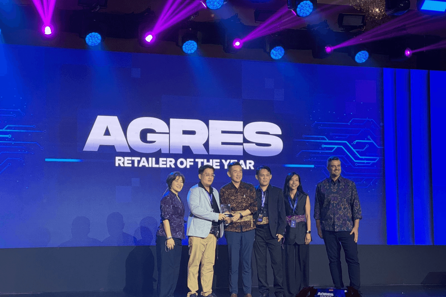 agres-id-menerima-penghargaan-intel-retailer-of-the-year-asia-pasifik