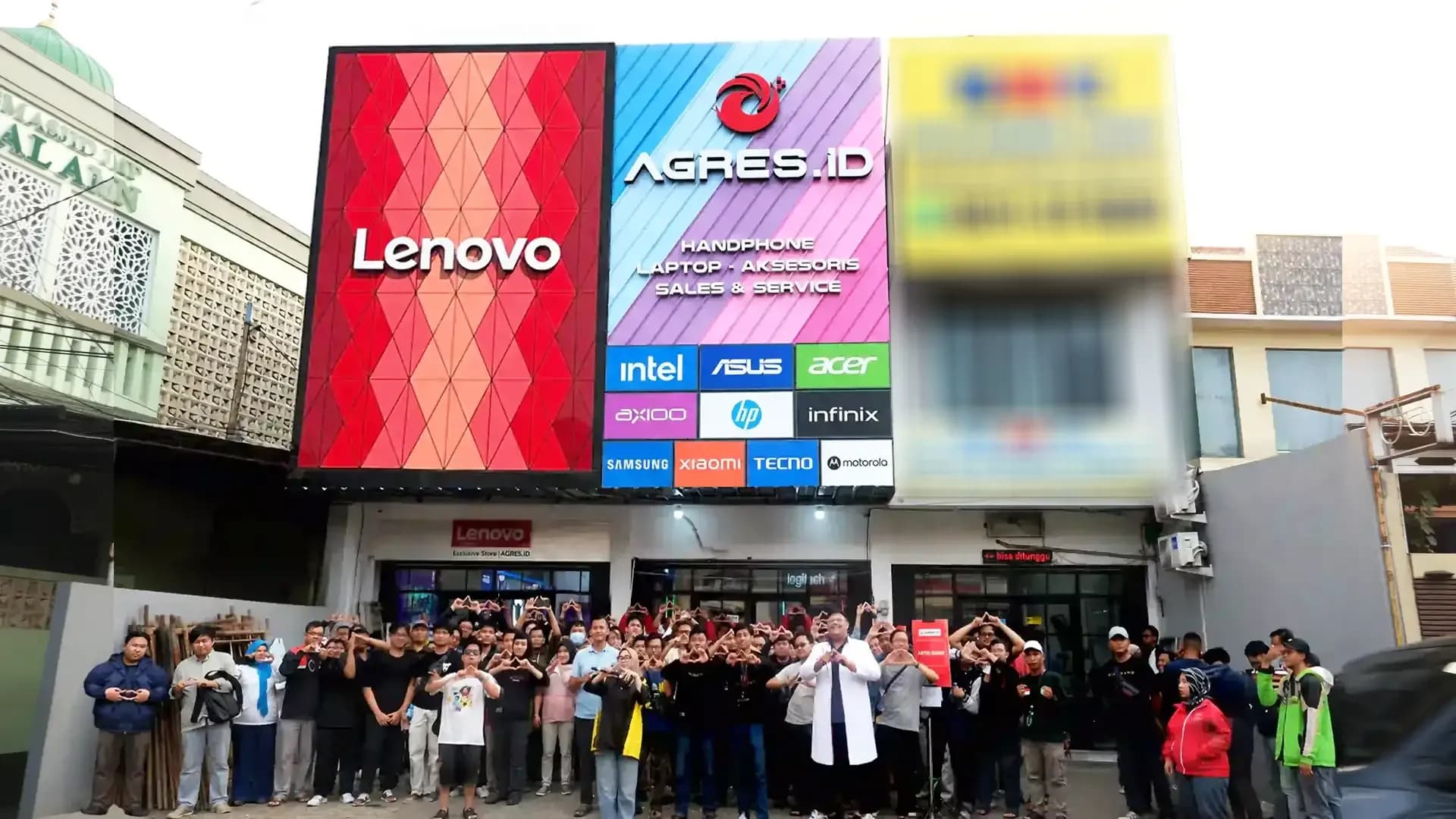 lenovo-exclusive-store-jakarta-timur-resmi-dibuka-di-condet