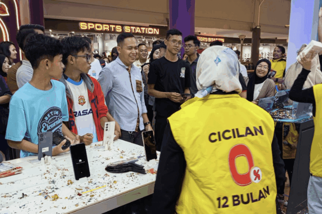 promo-serba-10-ribu-agres-id-fone-gegerkan-ciplaz-depok-100-orang-tercepat-bawa-pulang-gadget-impian-pendaftaran-on-the-spot-langsung-diserbu-5